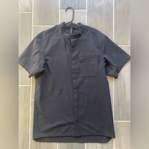 Mens Lululemon black button up